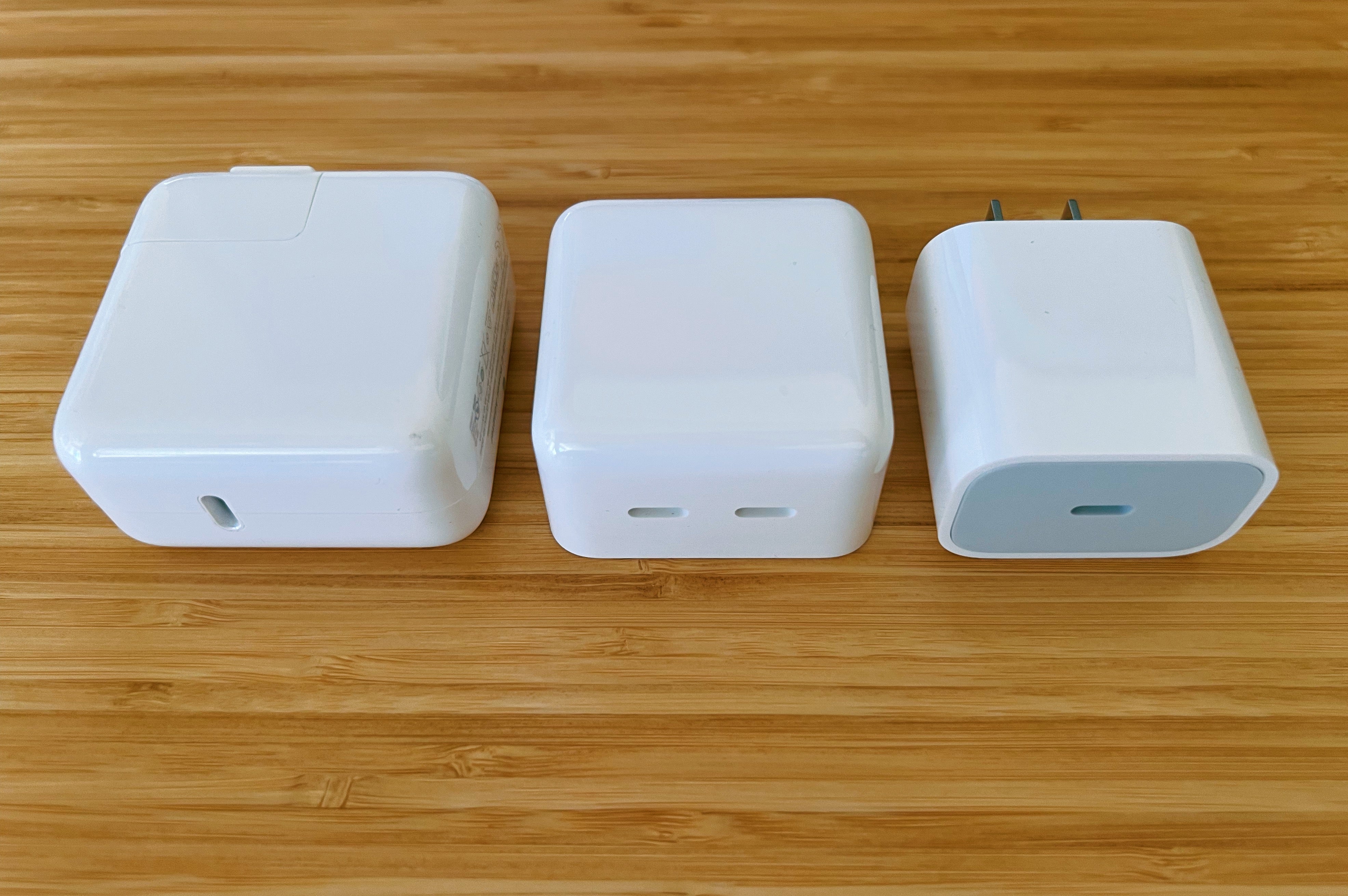Apple 35W Dual USB-C Compact Power Adapter