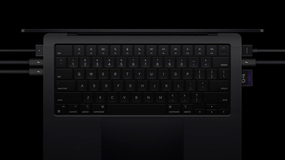 Apple MacBook Pro M4 Thunderbolt 5 ports connectivity