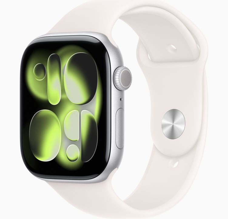 Apple Watch Series 11 46MM Silver Aluminum - Sport Band - GPS