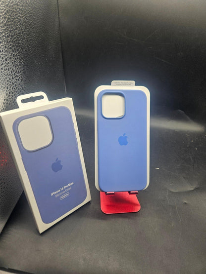iPhone 16 Silicone Case with MagSafe - Periwinkle
