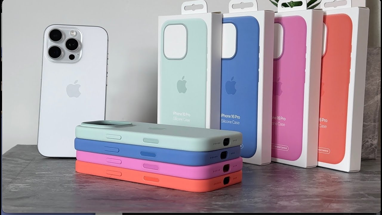 iPhone 16 Silicone Case with MagSafe - Periwinkle
