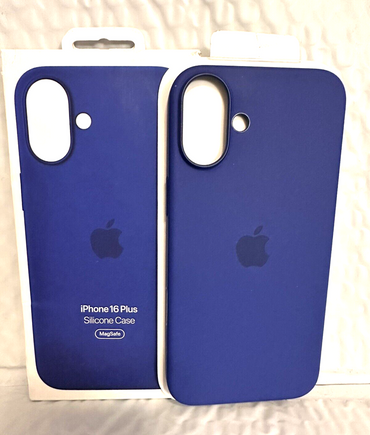 iPhone 16 Silicone Case with MagSafe - Ultramarine