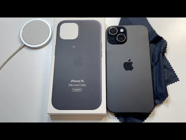 iPhone 15 Plus Silicone Case with MagSafe - Black